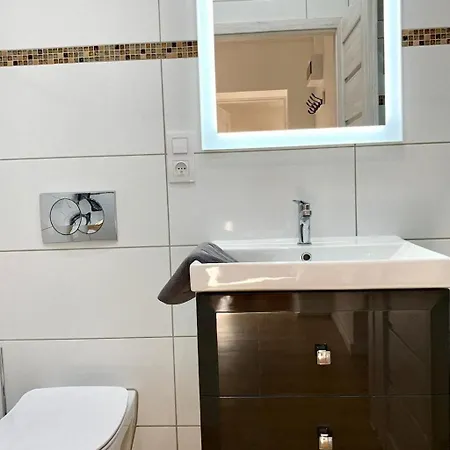 Apartmán Kleine- Frisch Renovierte Zwei-zimmerwohnung By Interhome